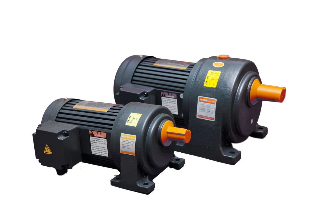 محرك العجلات المترددة 100W-3700W مع شهادة CE محرك تركيب أفقي و عمودي 3 فاز 220v / 380v CH CV